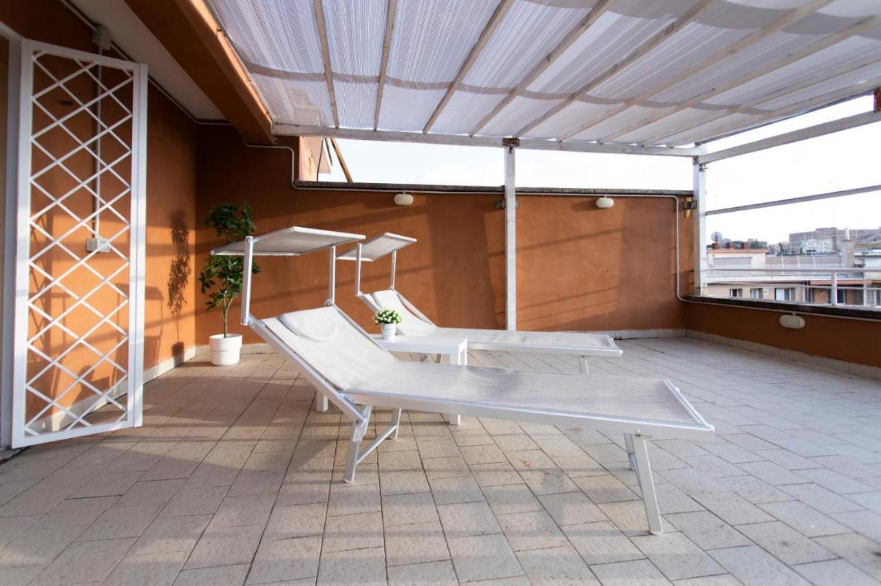 Casa Aurora - Terrazza Con Vista San Pietro Apartman Róma Kültér fotó